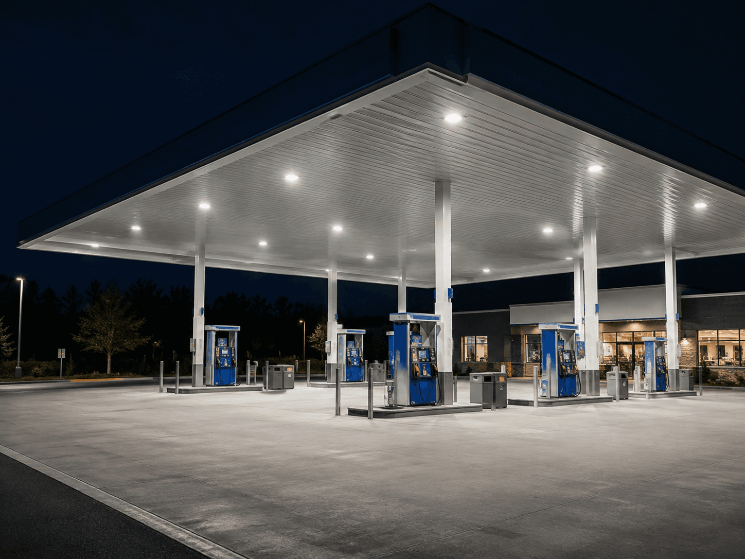 Canopy illuminated by LED-BUS LDB-KMX lighting