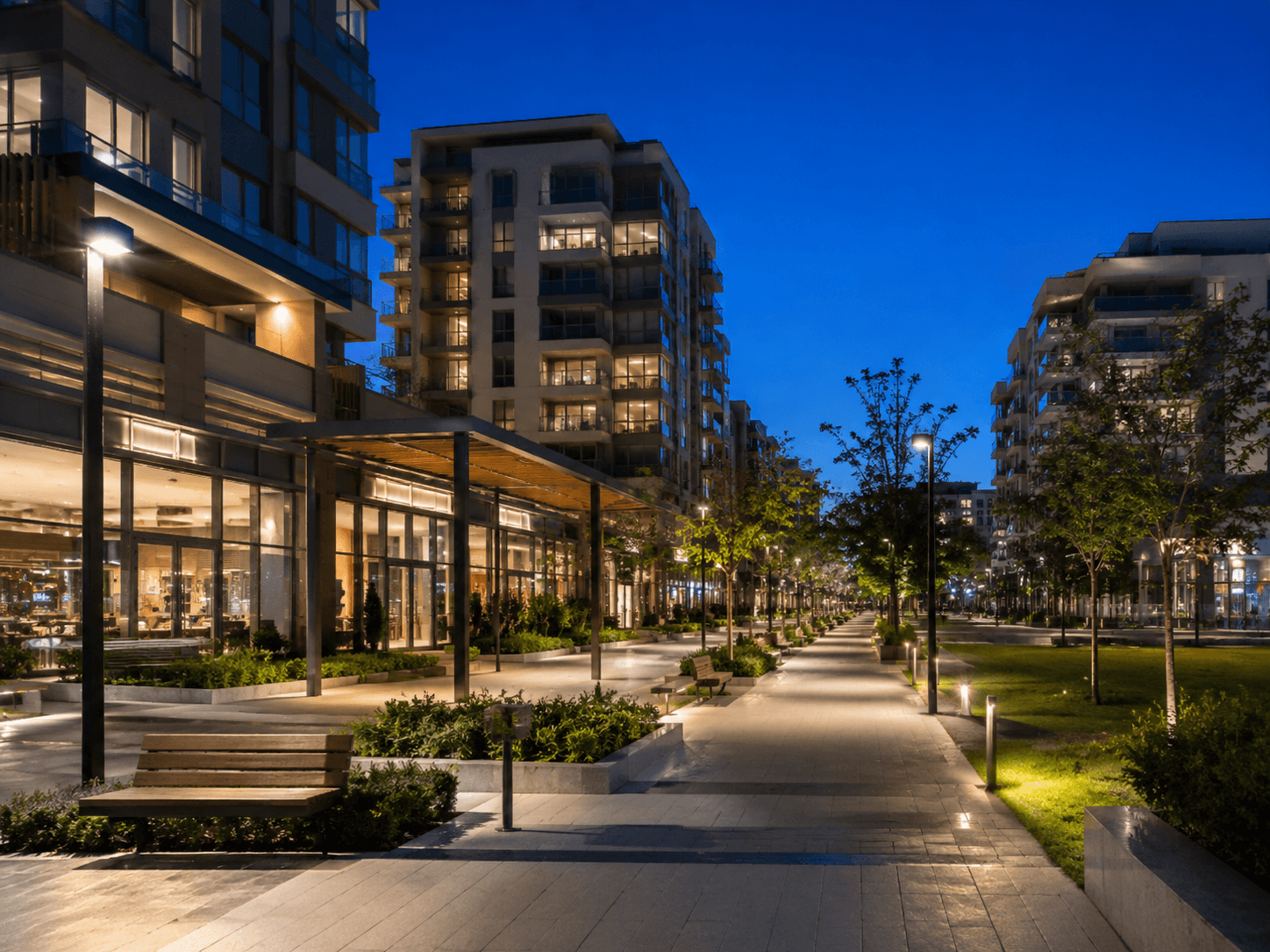 Public square illuminated by GER-LED street lighting